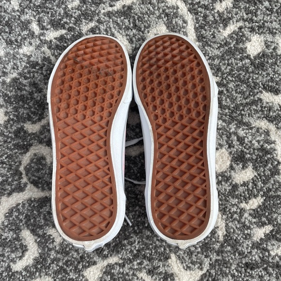 Girl’s Tie Dye Vans Old Skool Vans - Picture 5 of 5